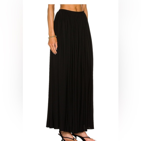 KHAITE Lowell pleated maxi Skirt black size 2 NWT SOLD OUT - Picture 3 of 5